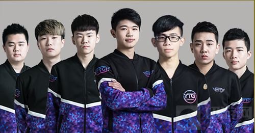 镜头记录下 镜头记录下